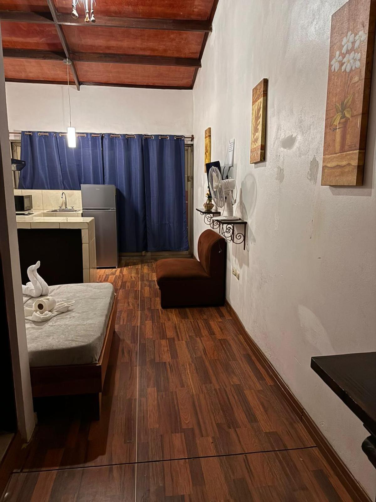 Aparthotel Villa Pacande & Rooms Pilas Rom bilde